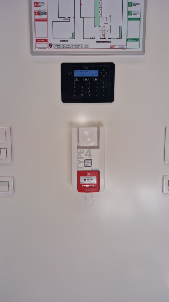 INSTALLATION BAES TYPE 4 AIS PENET LE PERREUX SUR MARNE INSTALLATION BAES TYPE 4 AIS PENET LE PERREUX SUR MARNE